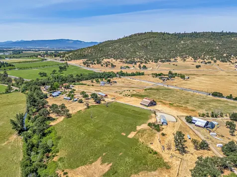 11322 Modoc Road White City OR 97503