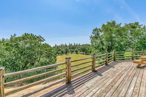 11322 Modoc Road White City OR 97503