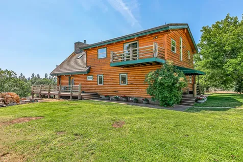 11322 Modoc Road White City OR 97503