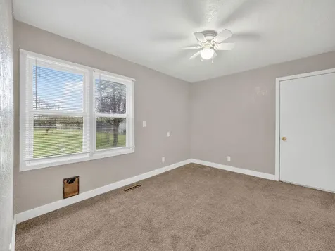 3854 Summers Lane Klamath Falls OR 97603