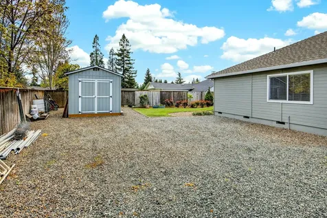 1562 Ridge Way Medford OR 97504