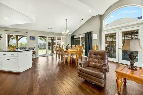 1562 Ridge Way Medford OR 97504