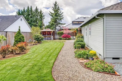 1562 Ridge Way Medford OR 97504
