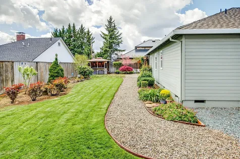 1562 Ridge Way Medford OR 97504