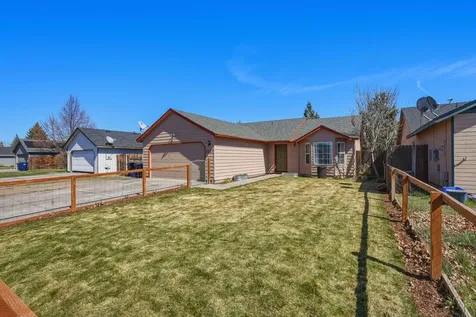 2004 SW 29th Street Redmond OR 97756