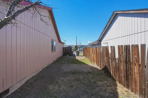 2004 SW 29th Street Redmond OR 97756