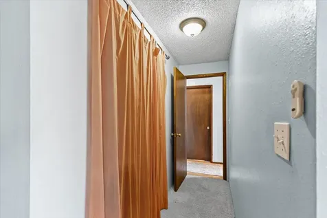 1883 S Peach Street Medford OR 97501