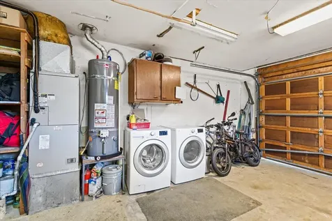 1883 S Peach Street Medford OR 97501
