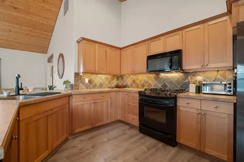 2225 SW 36th Court Redmond OR 97756