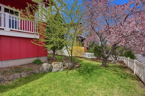 2225 SW 36th Court Redmond OR 97756