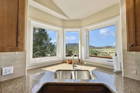 13351 Crystal Springs Road Klamath Falls OR 97603