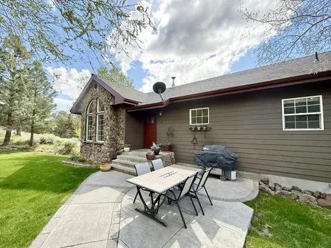 13351 Crystal Springs Road Klamath Falls OR 97603