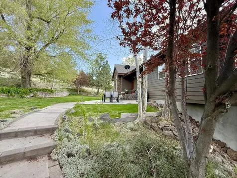 13351 Crystal Springs Road Klamath Falls OR 97603