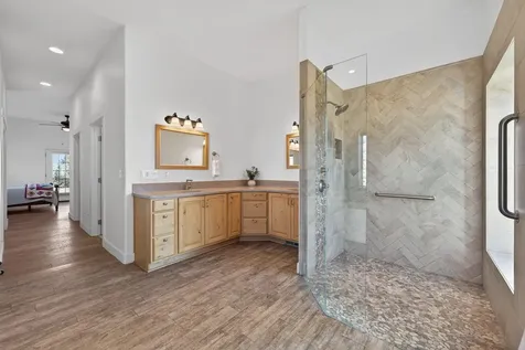 59871 Calgary Loop Bend OR 97702
