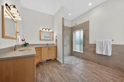 59871 Calgary Loop Bend OR 97702