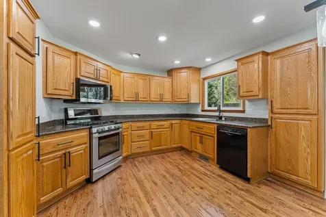1630 Powell Creek Road Williams OR 97544