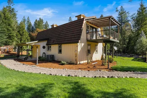 1630 Powell Creek Road Williams OR 97544
