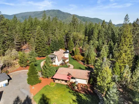 1630 Powell Creek Road Williams OR 97544