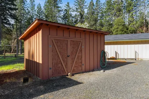 1630 Powell Creek Road Williams OR 97544