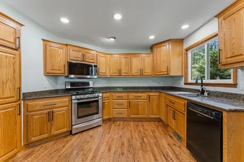 1630 Powell Creek Road Williams OR 97544