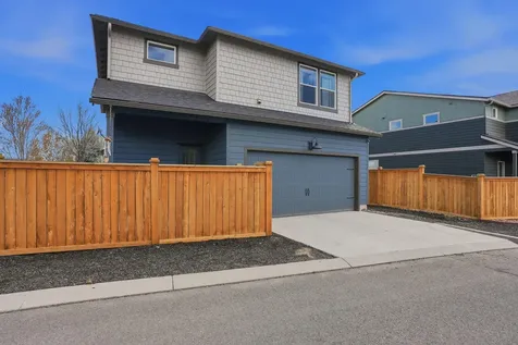 787 NE Union Loop Prineville OR 97754