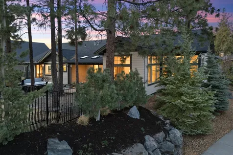 3187 NW Shevlin Meadow Drive Bend OR 97703