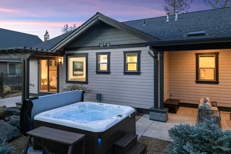 3187 NW Shevlin Meadow Drive Bend OR 97703