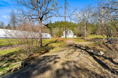 164 Busch Road Trail OR 97541