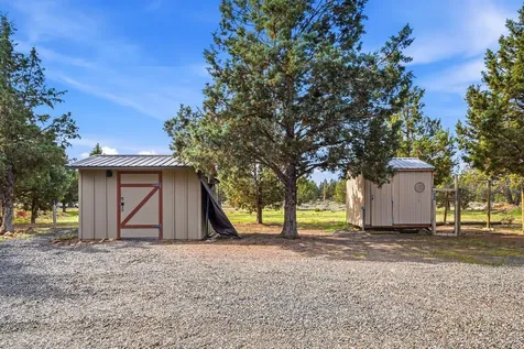 10001 SW Geneva View Road Terrebonne OR 97760
