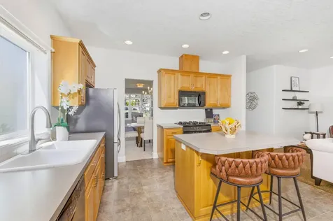 2834 Bastille Avenue SE Salem OR 97306