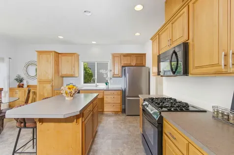 2834 Bastille Avenue SE Salem OR 97306