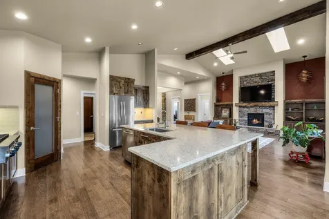 3277 NW Pee Wee Court Bend OR 97703