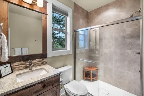 3277 NW Pee Wee Court Bend OR 97703