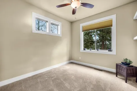 3277 NW Pee Wee Court Bend OR 97703