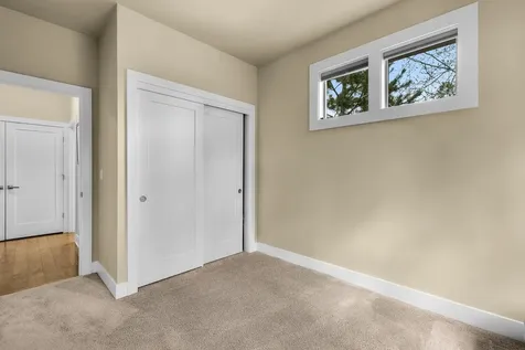 3277 NW Pee Wee Court Bend OR 97703