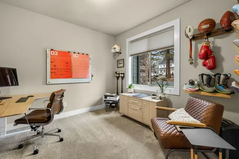 3277 NW Pee Wee Court Bend OR 97703