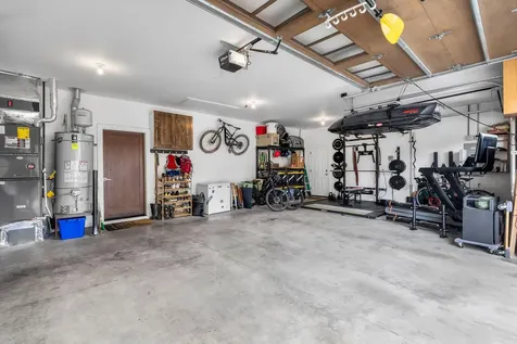 3277 NW Pee Wee Court Bend OR 97703