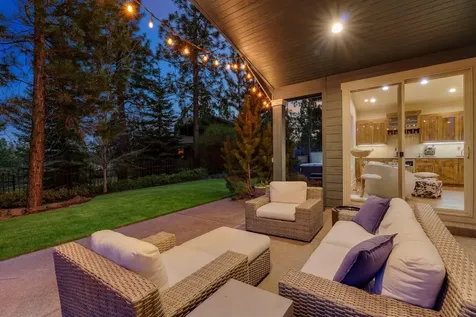 3277 NW Pee Wee Court Bend OR 97703