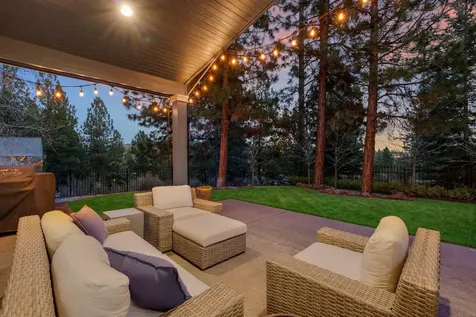 3277 NW Pee Wee Court Bend OR 97703