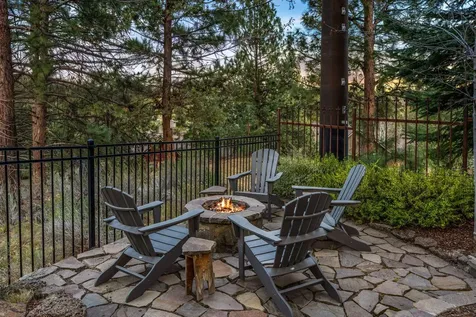 3277 NW Pee Wee Court Bend OR 97703