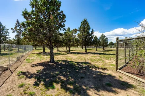 14204 SW Peninsula Drive Terrebonne OR 97760
