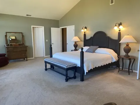 20799 NW Oneil Highway Redmond OR 97756