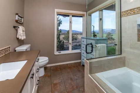 20799 NW Oneil Highway Redmond OR 97756