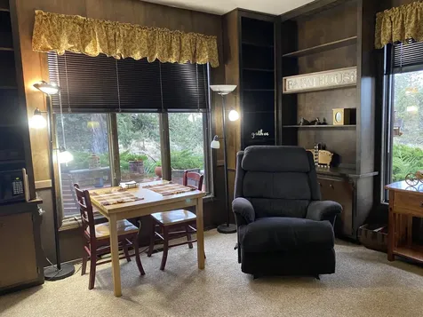 20799 NW Oneil Highway Redmond OR 97756