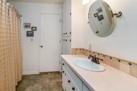 20799 NW Oneil Highway Redmond OR 97756