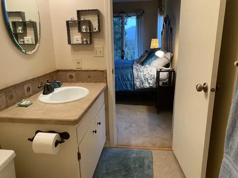 20799 NW Oneil Highway Redmond OR 97756
