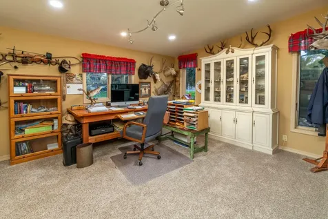 20799 NW Oneil Highway Redmond OR 97756