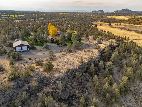 20799 NW Oneil Highway Redmond OR 97756