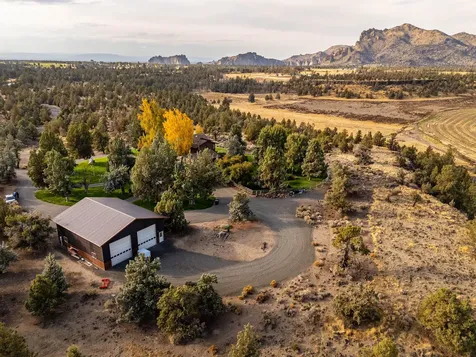 20799 NW Oneil Highway Redmond OR 97756