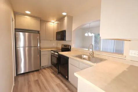 303 Live Oak Loop Central Point OR 97502